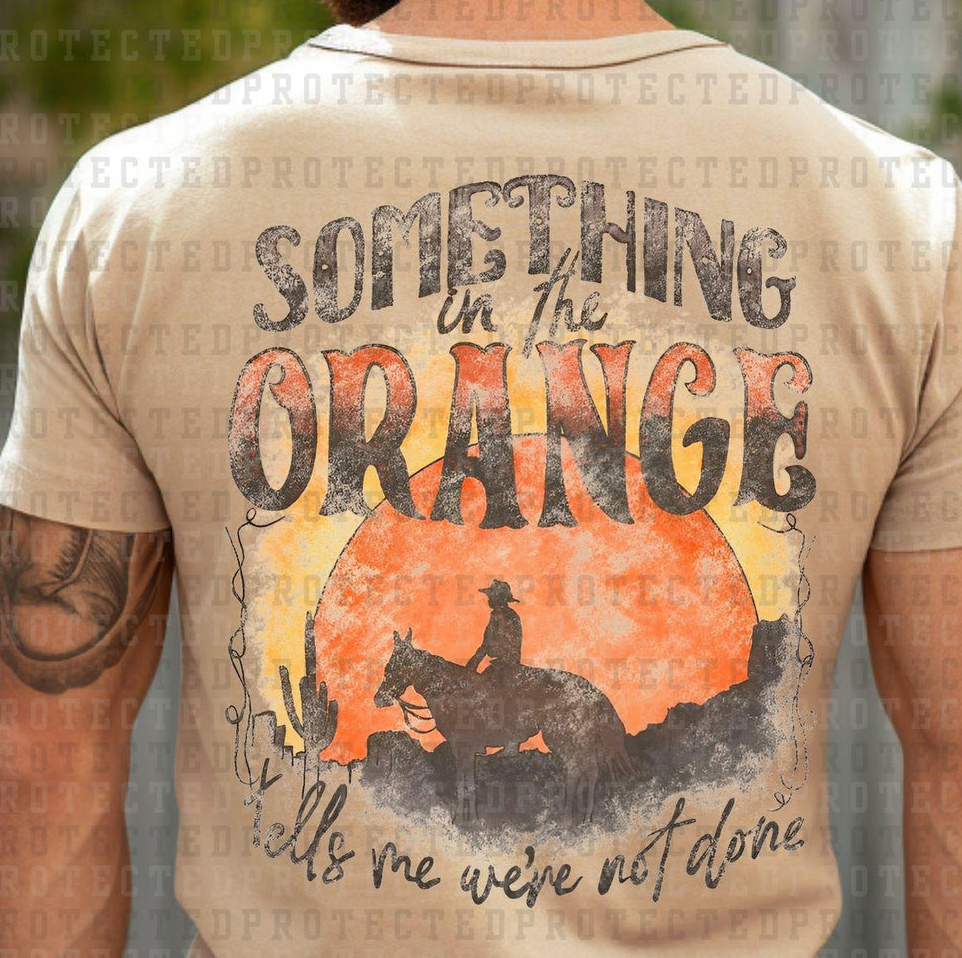 SOMTHING IN THE ORANGE : T-SHIRT